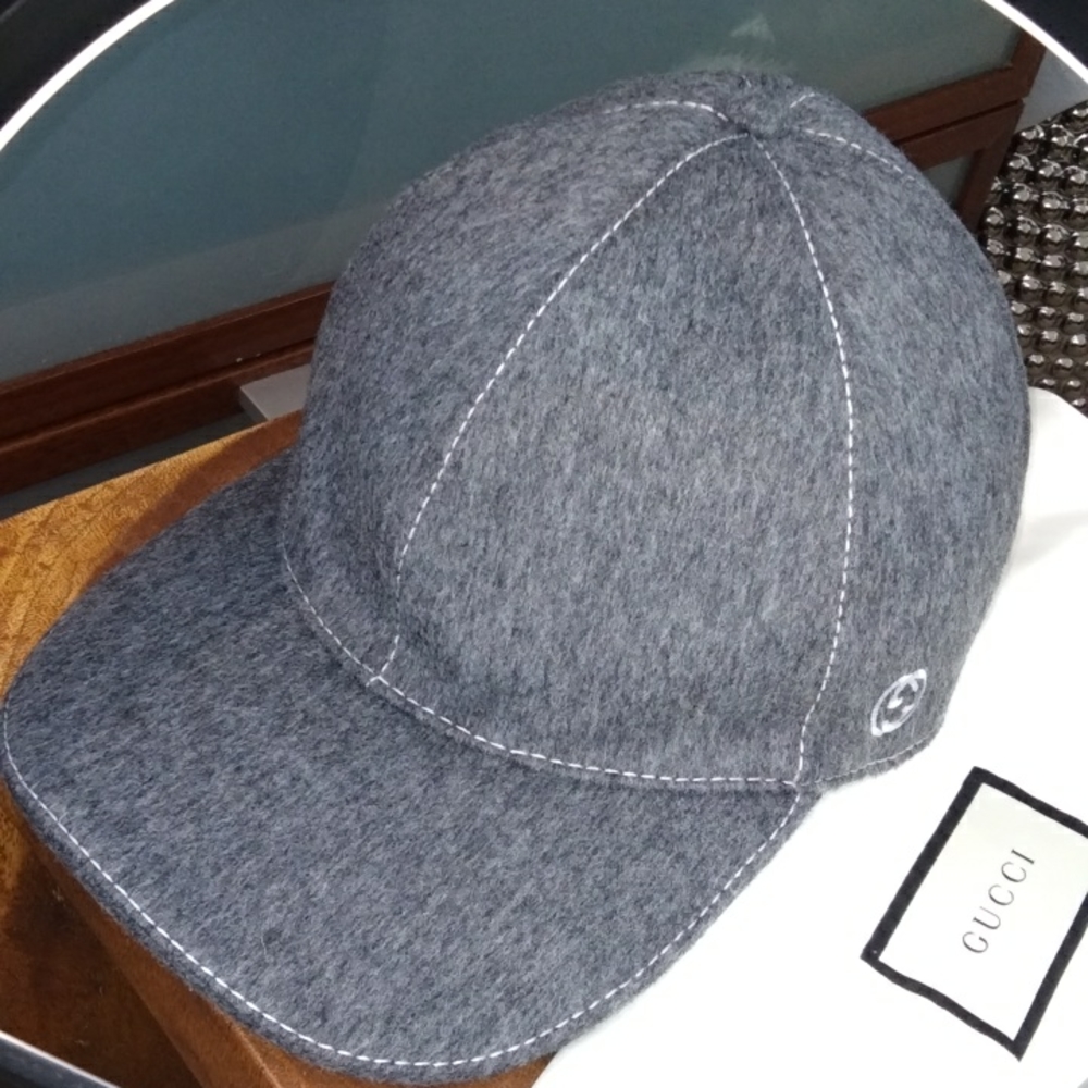 Gucci Wool Baseball Cap Authentic - image 1